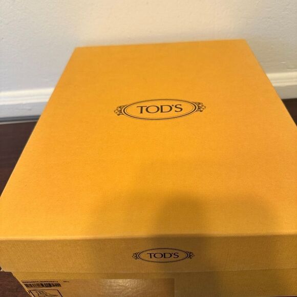 TOD’S Women's Tronchetto  Tan Suede Ankle  Boots size 5 1/2 - Picture 11 of 11